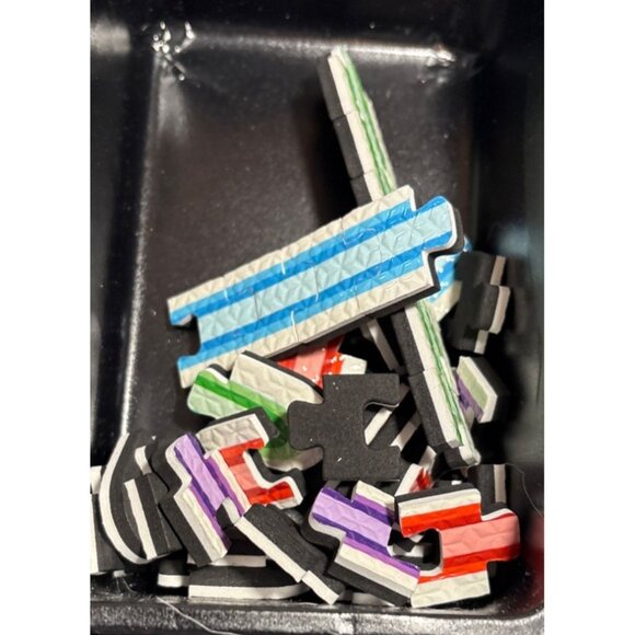 Star Wars Trivia Game With 650+ Questions & Lightsaber Scorekeepers By Disney - Picture 10 of 12